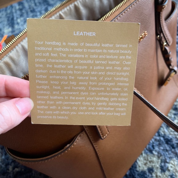 Michael Kors designer bag - Picture 4 of 6